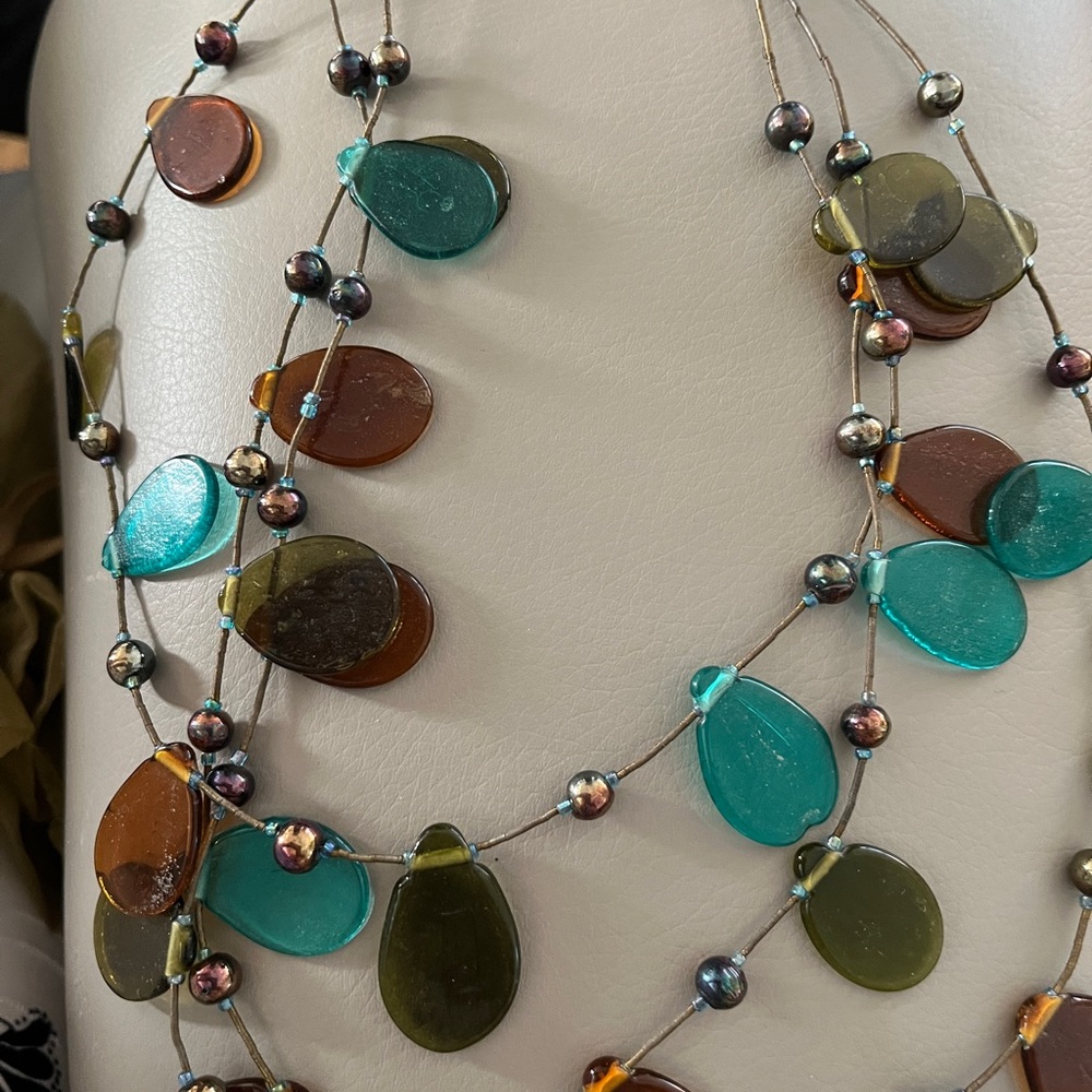 🩵🩵🩵Multi-Strand Teardrop Pendant Necklace in Teal, Olive & Amber - Picture 2 of 5